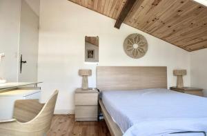 Maisons de vacances Maison 11p au calme avec clim et piscine : photos des chambres