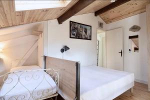 Maisons de vacances Maison 11p au calme avec clim et piscine : photos des chambres