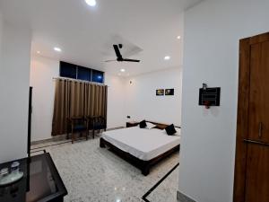 Uttam Hotel & Restaurant