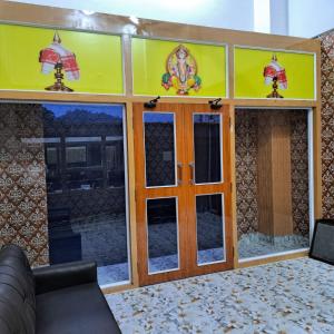 Uttam Hotel & Restaurant