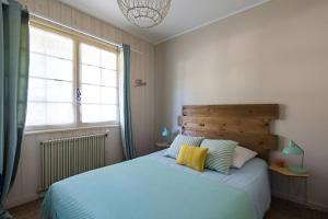 Maisons de vacances Maison familiale avec piscine au Cap Ferret Gite chaleureux 5 chambres ideal pour familles avec enfants Proche plages pistes cyclables et foret Calme confort et nature pour des vacances inoubliables proche Arcachon : photos des chambres