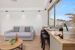 Cosy appartement rénové - Tropézienne - DV