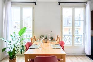 Bright apartment in the heart of Paris - Welkeys