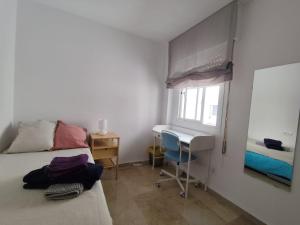 Confortable habitación céntrica en piso privado