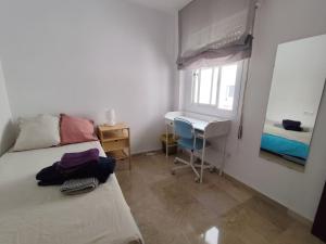 Confortable habitación céntrica en piso privado