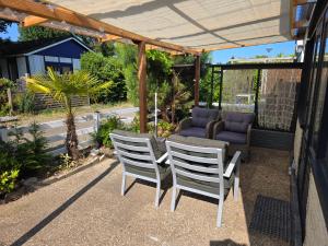 Lazy cabin near Hoek van Holland beach