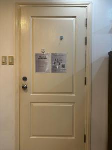 Sunset View 1 BR with balcony FREE Pool&Gym Access