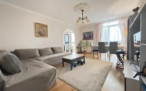Appartements Bel & Grand Appartement proche du centre : photos des chambres