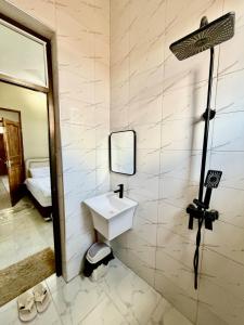 Dar Es Salaam MetroLuxe Stays- 15mins CityCenter