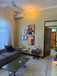 Dar Es Salaam MetroLuxe Stays- 15mins CityCenter