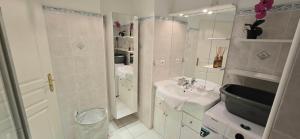 Appartements Comfortable apartment near the sea : photos des chambres