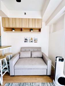 1 BR Condo Unit at The Celandine Condominium near Ayala Cloverleaf Mall