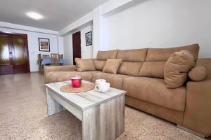 3-bedroom 2-bathroom flat ideal for families and nomads