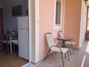 Limnis Apartments 2