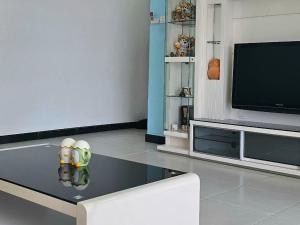 Sekinchan Family-style XL Size Homestay