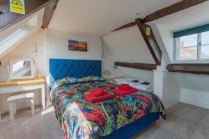 Cosy 2 bedroom Cotswold cottage