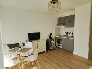 Carnon plage, studio entre mer et port