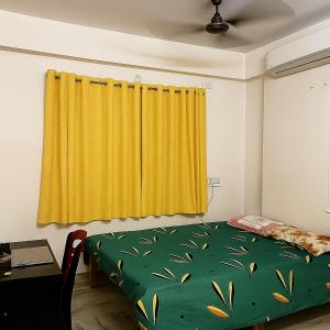 Easestay 2BHK flat full furnished AC included