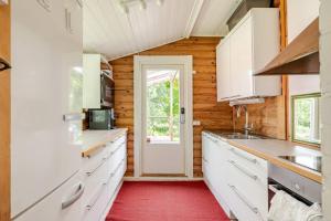 Hirsimökki kansallispuistossa