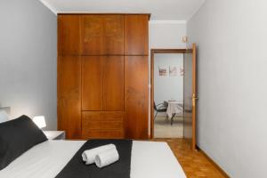 Adigonis Apartment next to the metro station