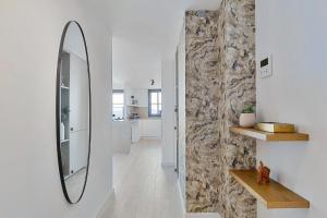 One 80 within walking distance to the sea