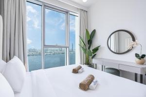 Stunning Home with Creek and Downtown Views