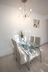 Luxury apartment in Los Boliches, Fuengirola
