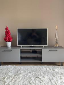 Riverside Retreat - Cozy Central Stay in Pärnu