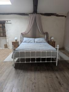 Maisons de vacances Home in Nanteuil-en-Vallee : photos des chambres