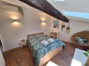 La Garriguette charmant appartement 4 chambres au cœur dArles - calme & climatisé