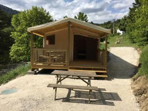 Campings Camping Calme et Nature : photos des chambres