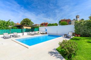 Villa SA-RA by Briskva