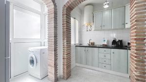 Nerja Central Pool Apartment - South Costa, Nerja