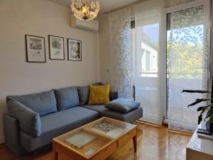 Apartment Good Life