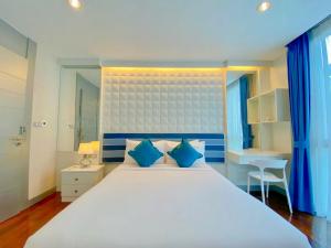 Holiday Pool Villa Pattaya