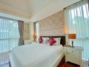 Holiday Pool Villa Pattaya