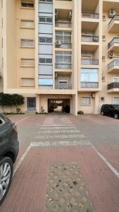 Appartement moderne équipé, situé au centre de Oujda