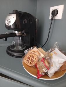 LA CASETTA DORATA , 10 minuti a piedi per la metro