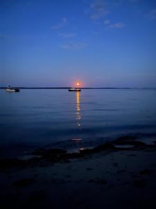 Eco-friendly studio - ocean views, close to beach