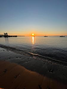 Eco-friendly studio - ocean views, close to beach