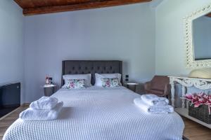 Villa Olive & Stone Loutraki