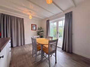 Pass the Keys Gorgeous 3 BR Cottage with Outstanding Sea Views