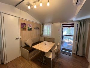 Pine And Lavander Home