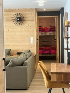 Appartements Appartement Prestige 6 a 10pers I Draps&menage inclus I parking prive : photos des chambres