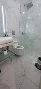 Suncoast Rooms Port Side