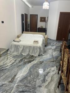 La Dolce Vita Roman Apartment