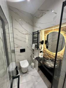 LEOGRAND Apartments on Rymlyanyna 6