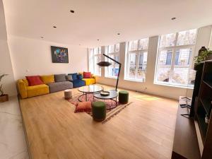 Appartements Loft 250 m2 Toit Terrasse Parking Netflix : photos des chambres