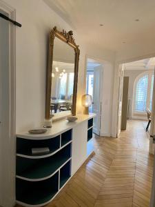 Appartements Guillaume Tell - CI - Apart unique and bright for 8 ppl - Paris 17 : photos des chambres