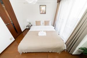 Shinjuku Central 1min in higashi station